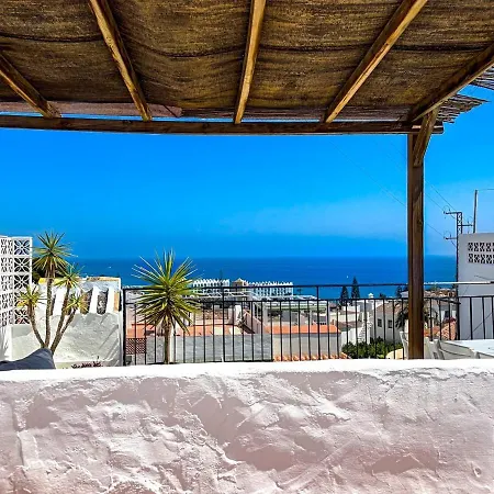 A2407 Charming Townhouse With Sea Views And Pool Vakantiehuis *