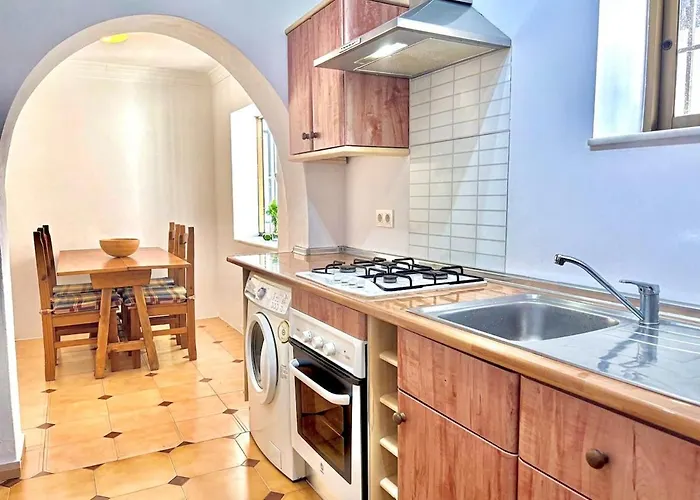 Casa vacanze A2407 Charming Townhouse With Sea Views And Pool *