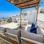 A2407 Charming Townhouse With Sea Views And Pool *