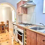Dom wakacyjny A2407 Charming Townhouse With Sea Views And Pool *