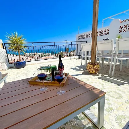 A2407 Charming Townhouse With Sea Views And Pool Feriehus Nerja