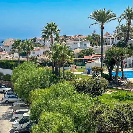 A2407 Charming Townhouse With Sea Views And Pool Nerja